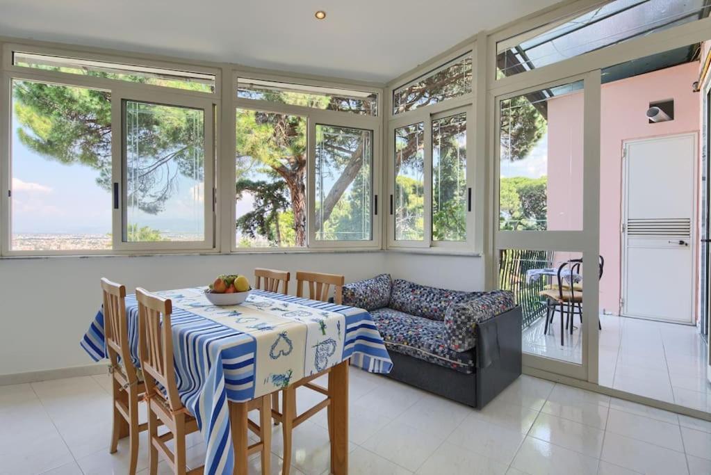 Ferienwohnung Casa Panoramica Castellammare di Stabia Exterior foto